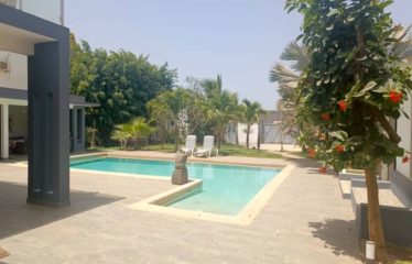 NGUERIGNE : Villa contemporaine 4 chambres avec piscine à vendre