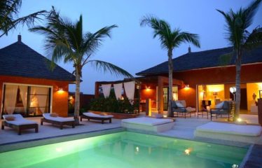 NGAPAROU : Magnifique propriété avec piscine en résidence à vendre