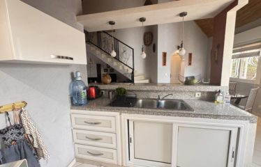 SALY : Belle villa en résidence pied dans l’eau – titre foncier