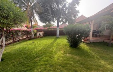 SALY : Belle villa en résidence pied dans l’eau – titre foncier
