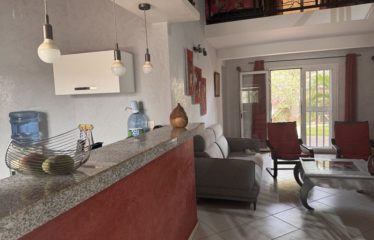 SALY : Belle villa en résidence pied dans l’eau – titre foncier