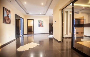 SALY : Villa 5 chambres avec piscine en Titre Foncier à vendre