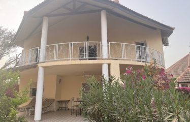 SALY : Villa pied dans l’eau à vendre en résidence