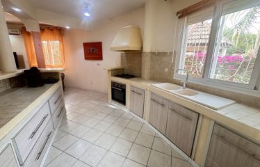 SALY : Villa pied dans l’eau à vendre en résidence