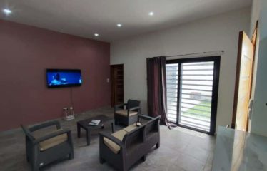 SOMONE Villa contemporaine avec piscine à vendre