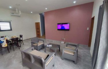SOMONE Villa contemporaine avec piscine à vendre