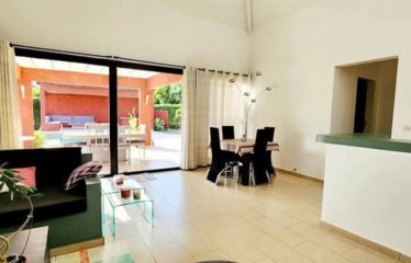 NGUERIGNE : Villa plain pied en résidence à vendre