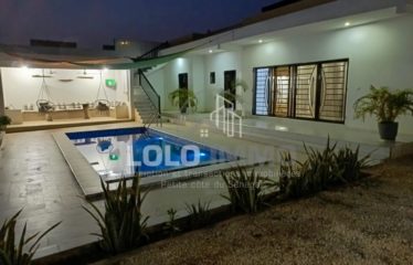 NGAPAROU : Villa 5 chambres avec piscine à louer – location longue durée
