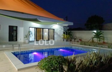 NGAPAROU : Villa 5 chambres avec piscine à louer – location longue durée