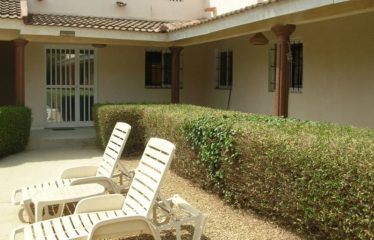 NGAPAROU : Villa sur la petite cote à vendre
