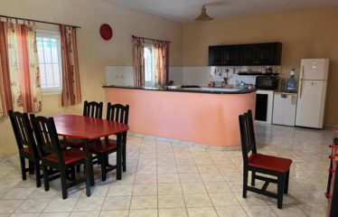 NGAPAROU : Villa sur la petite cote à vendre