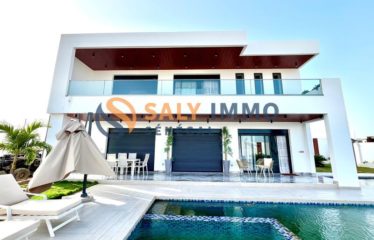 NGAPAROU : Magnifique villa R+1 à vendre à Ngaparou
