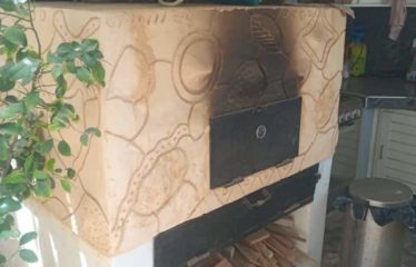 NGAPAROU : Villa avec piscine à louer en quartier résidentiel