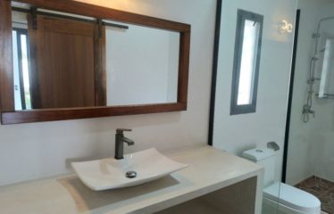 NGAPAROU : A LOUER VILLA NEUVE R+1 MEUBLEE