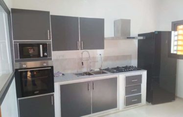 NGAPAROU : A LOUER VILLA NEUVE R+1 MEUBLEE