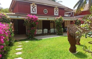 SALY : Jolie villa à louer pied dans l’eau