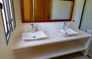 NAPAROU : Villa contemporaine neuve 4 chambres avec piscine à louer