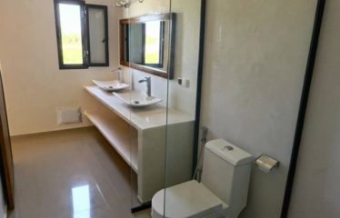 NAPAROU : Villa contemporaine neuve 4 chambres avec piscine à louer