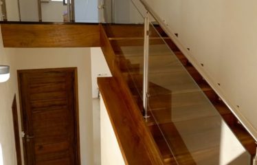 NAPAROU : Villa contemporaine neuve 4 chambres avec piscine à louer