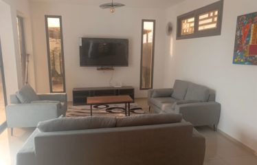 NAPAROU : Villa contemporaine neuve 4 chambres avec piscine à louer