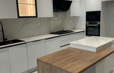DAKAR ALMADIES : Appartement F5 à louer