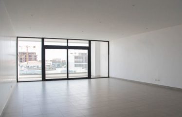 DAKAR ALMADIES :Très bel appartement à louer à la résidence MERIDIENNE