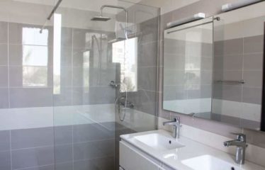 DAKAR ALMADIES :Très bel appartement à louer à la résidence MERIDIENNE