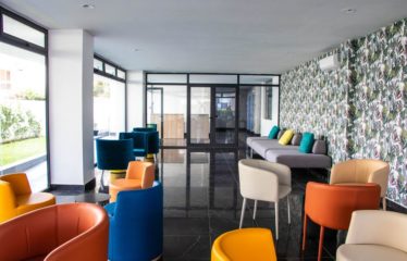 DAKAR ALMADIES :Très bel appartement à louer à la résidence MERIDIENNE