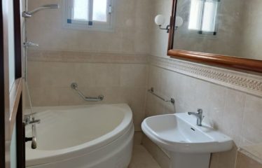 DAKAR OUAKAM : Très bel appartement meublé à louer Cité Africa