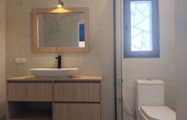 NGAPAROU : 2 belles villas à louer avec piscine dans un quartier residentiel