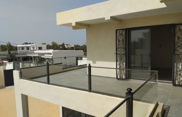 NGAPAROU : 2 belles villas à louer avec piscine dans un quartier residentiel
