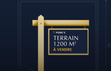 DAKAR POINT E : À vendre – Terrain au Point E