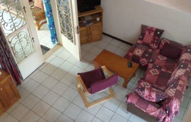 SALY : Jolie petite maison en résidence à 60m des Plages à vendre