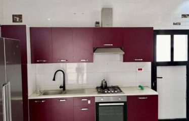 NGAPAROU : Villa r+2 avec piscine – 4 chambres et son salon marocain à louer