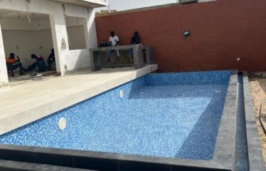 NGAPAROU : Villa R+1 contemporaine neuve 3 chambres avec piscine à vendre