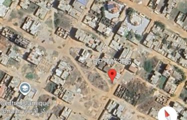 KOUNOUNE : Terrain à vendre Cité Port derrière Marine française