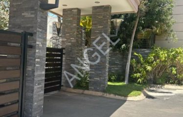 DAKAR FANN RESIDENCE : Bel Appartement au 1er Étage dans une Résidence à louer
