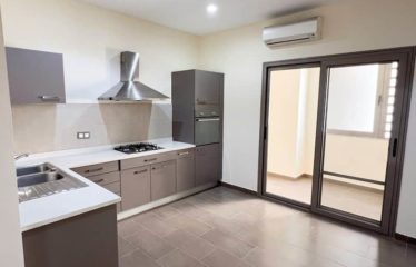 DAKAR MERMOZ : Grand appartement F3 meublé à louer