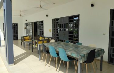 SALY : Belle villa moderne de 4 chambres à louer