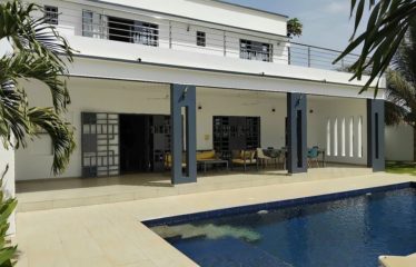 SALY : Belle villa moderne de 4 chambres à louer
