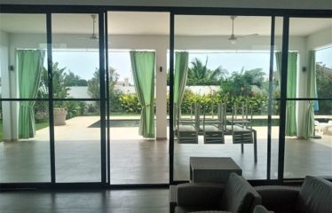 SALY : Villa haut standing meublée à louer derrière Saly center