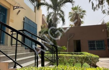 DAKAR FANN RÉSIDENCE : Immeuble à louer à Fann Résidence