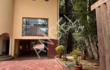 DAKAR FANN RÉSIDENCE : Immeuble à louer à Fann Résidence