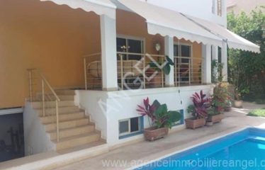 DAKAR MERMOZ : Villa de 450 m² à vendre à la Cité Sipres Mermoz
