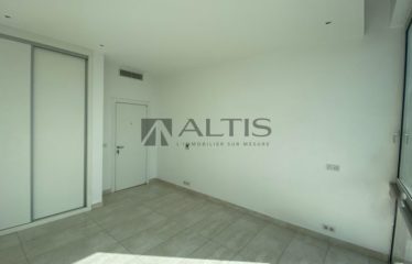DAKAR FANN : Appartement F3 à louer Corniche Ouest
