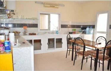 WARANG : Villa (bail) 6 chambres avec piscine bord de plage à vendre