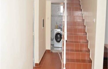 WARANG : Villa (bail) 6 chambres avec piscine bord de plage à vendre