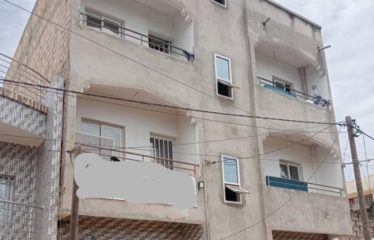 DAKAR KEUR MASSAR : Immeuble R+2 à vendre Unité 14