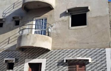 DAKAR KEUR MASSAR : Immeuble R+2 à vendre Unité 14