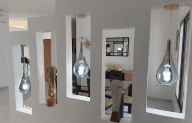 NGUERIGNE : Villa neuve de 3 chambres avec piscine sur 850m2 de terrain à vendre
